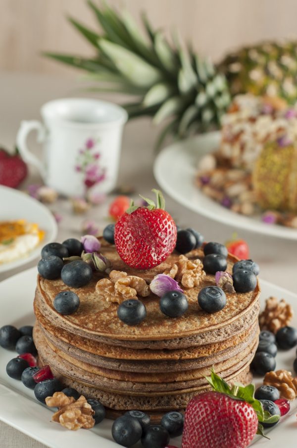 pancake, strawberry, tea